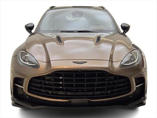 2025 Aston Martin DBX 707