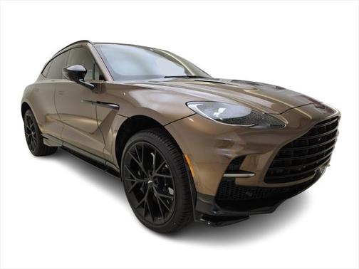 2025 Aston Martin DBX 707