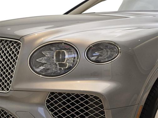 2022 Bentley Bentayga V8