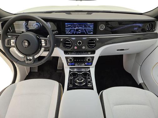 2025 Rolls-Royce Spectre Black Badge