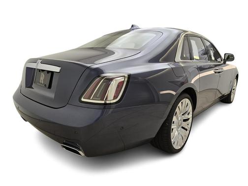 2025 Rolls-Royce Ghost 