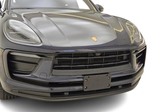 2022 Porsche Macan