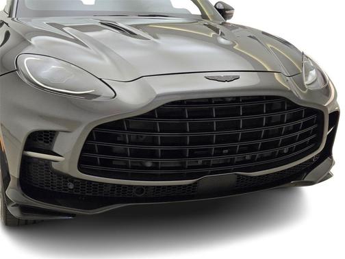 2023 Aston Martin DBX 707