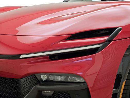 2025 Ferrari Purosangue Base