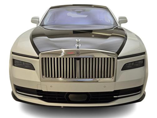 2024 Rolls-Royce Spectre 