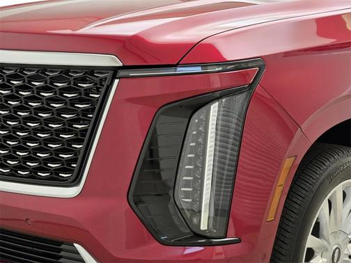 2025 Cadillac Escalade Luxury