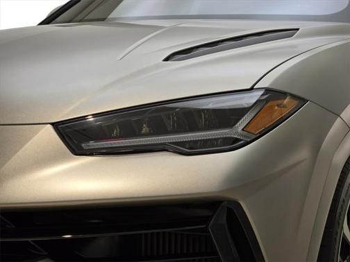 2024 Lamborghini Urus S