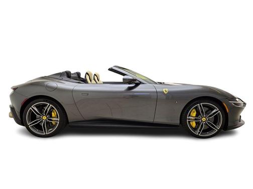 2024 Ferrari Roma Spider Base