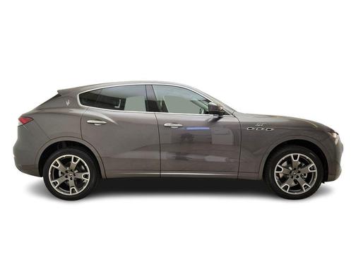 Grigio Maratea Metallic 2022 Maserati Levante GT