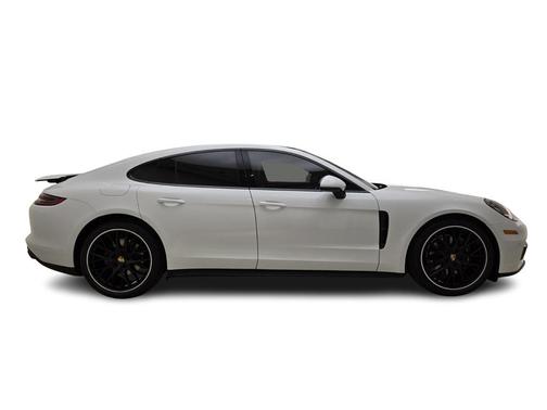 2020 Porsche Panamera 4