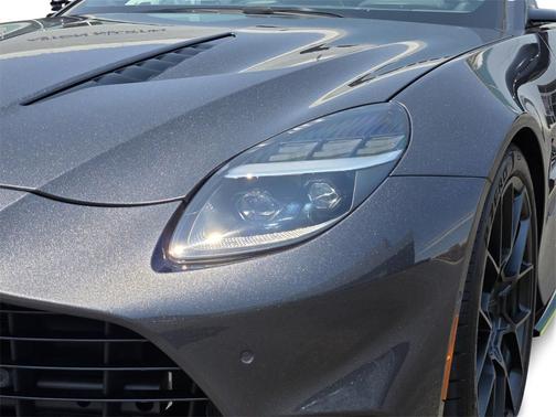 2025 Aston Martin Vanquish V12