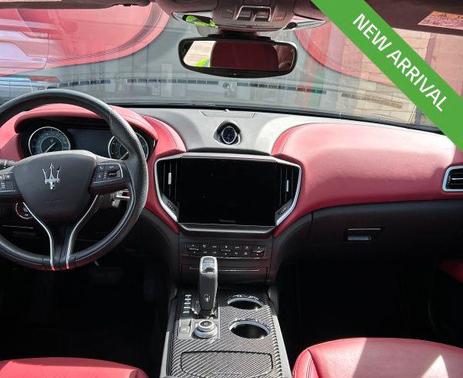 Nero Ribelle Metallic 2023 Maserati Ghibli Modena