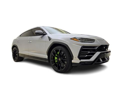 2021 Lamborghini Urus Graphite Capsule