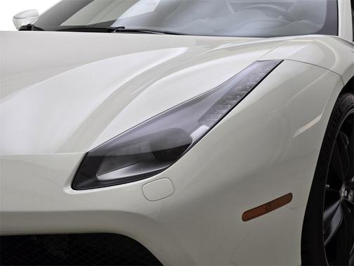 2019 Ferrari 488 Spider Base
