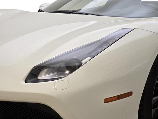 2019 Ferrari 488 Spider Base