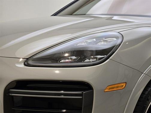 2022 Porsche Cayenne Turbo