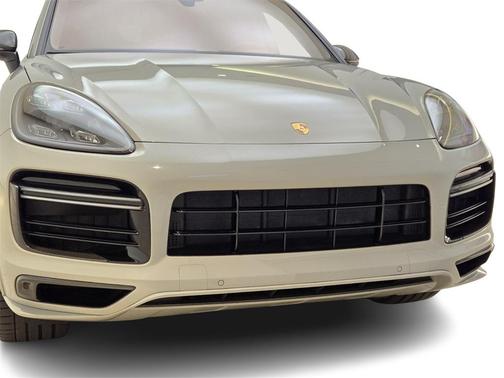 2022 Porsche Cayenne Turbo