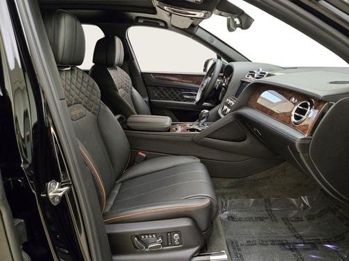 2021 Bentley Bentayga V8