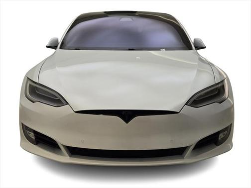 2020 Tesla Model S Long Range