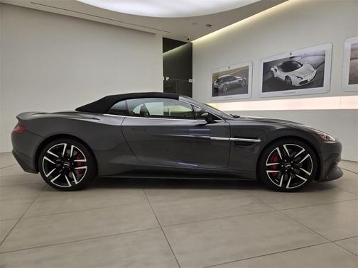 2015 Aston Martin Vanquish Volante