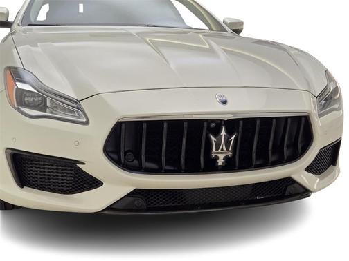 2022 Maserati Quattroporte Modena