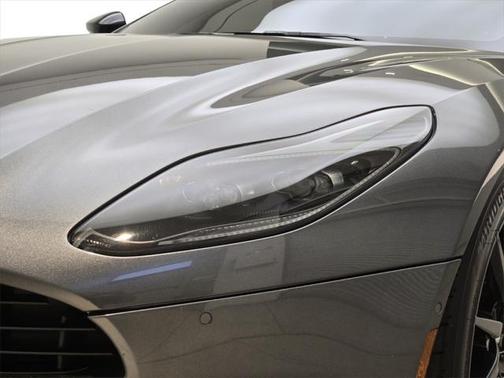 2020 Aston Martin DB11 V8