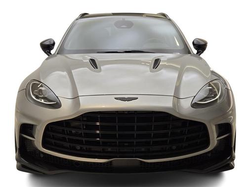 2025 Aston Martin DBX 707