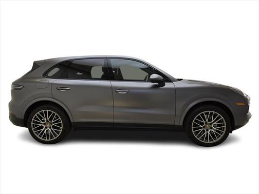 2022 Porsche Cayenne Platinum Edition