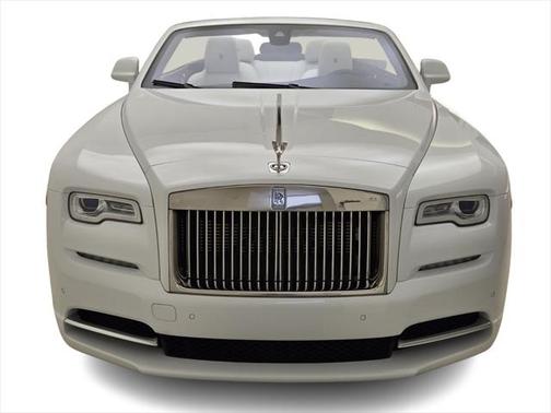 2018 Rolls-Royce Dawn Base