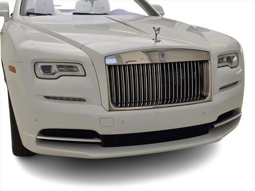 2018 Rolls-Royce Dawn Base