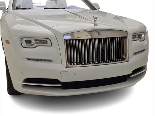 2018 Rolls-Royce Dawn Base