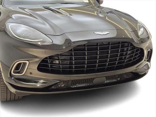 2021 Aston Martin DBX