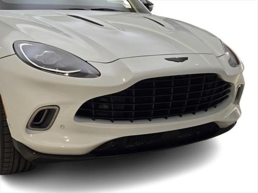 2021 Aston Martin DBX Base