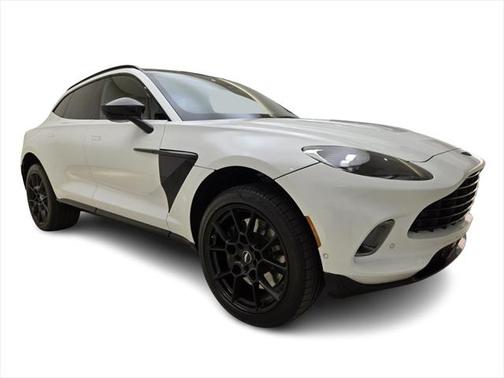 2021 Aston Martin DBX Base
