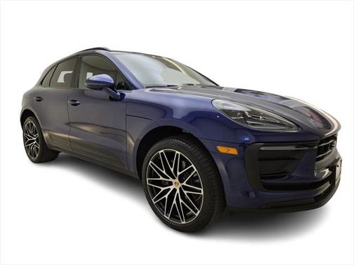 2023 Porsche Macan Base