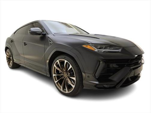 2023 Lamborghini Urus S