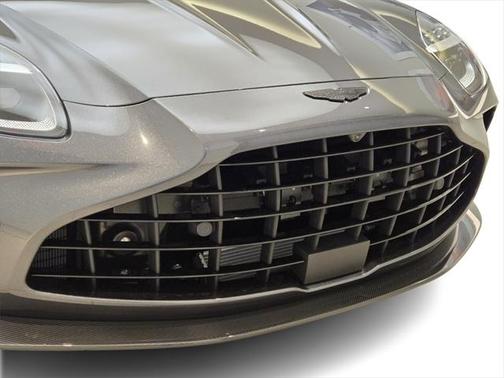 2025 Aston Martin Vantage 