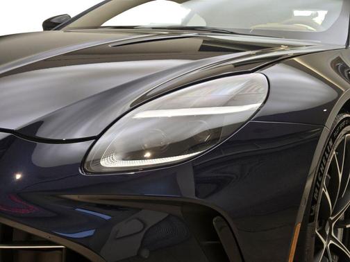 2026 Aston Martin Vantage 