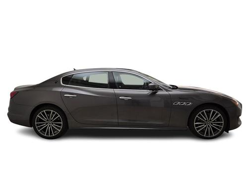 2022 Maserati Quattroporte Modena Q4