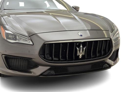 2022 Maserati Quattroporte Modena Q4