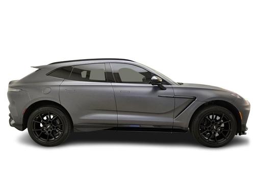2023 Aston Martin DBX 707