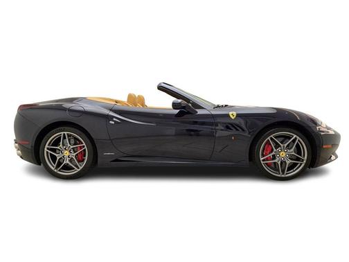 2012 Ferrari California Base