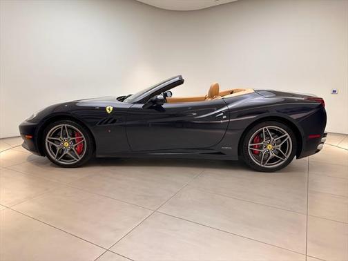 2012 Ferrari California Base