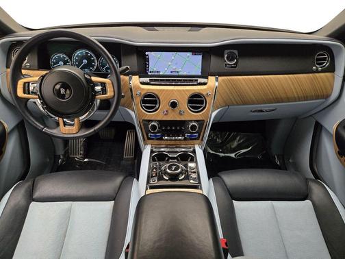 2019 Rolls-Royce Cullinan Base