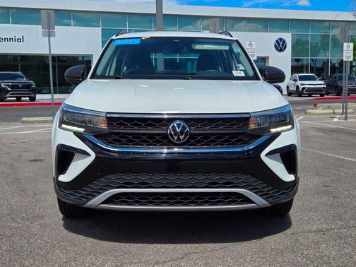 Pure White 2023 Volkswagen Taos 1.5T S