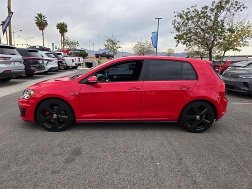 2017 Volkswagen Golf GTI 2.0T S 4-Door