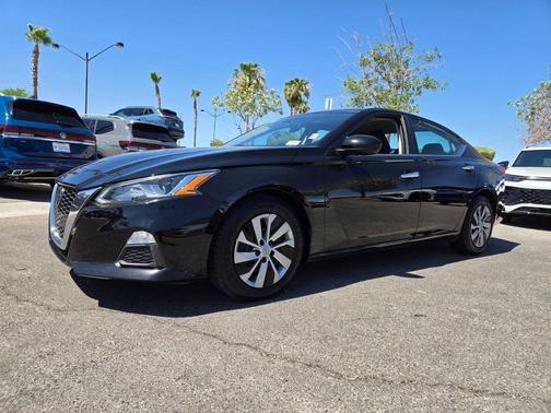 Super Black 2021 Nissan Altima S FWD