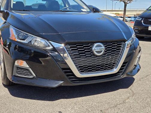 Super Black 2021 Nissan Altima S FWD
