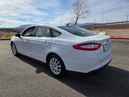 2016 Ford Fusion S