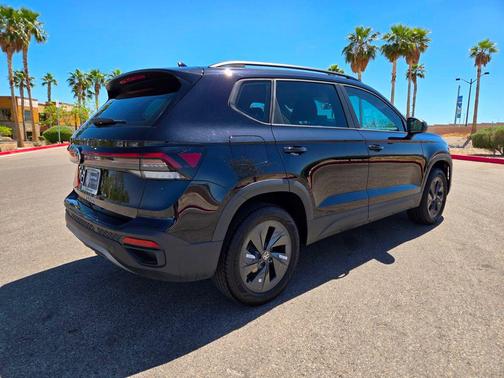 Deep Black Pearl 2025 Volkswagen Taos 1.5T S